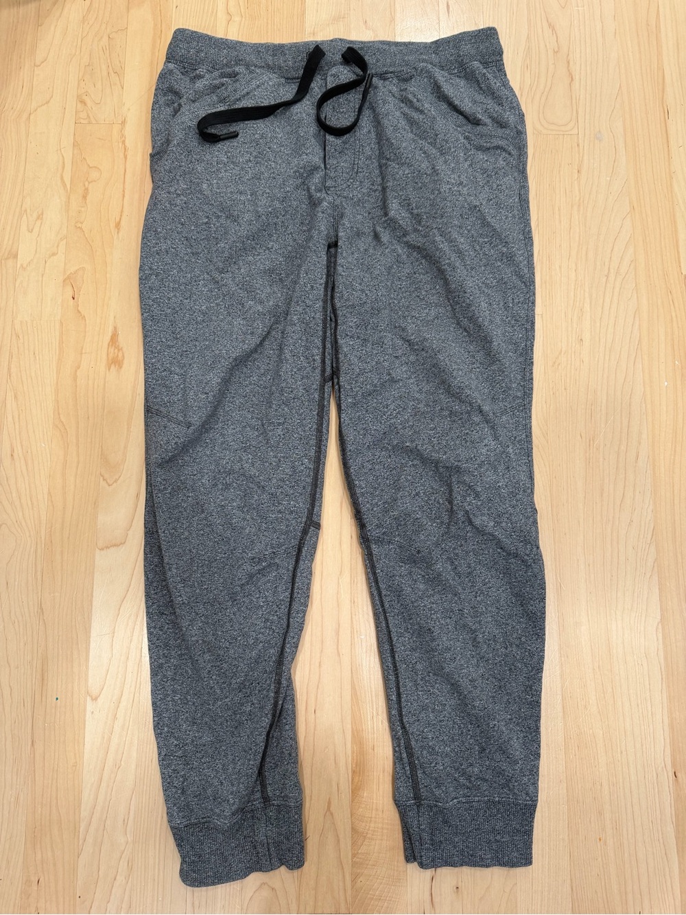 lululemon athletica Men's Gray Heather Jogger Sweatpants
